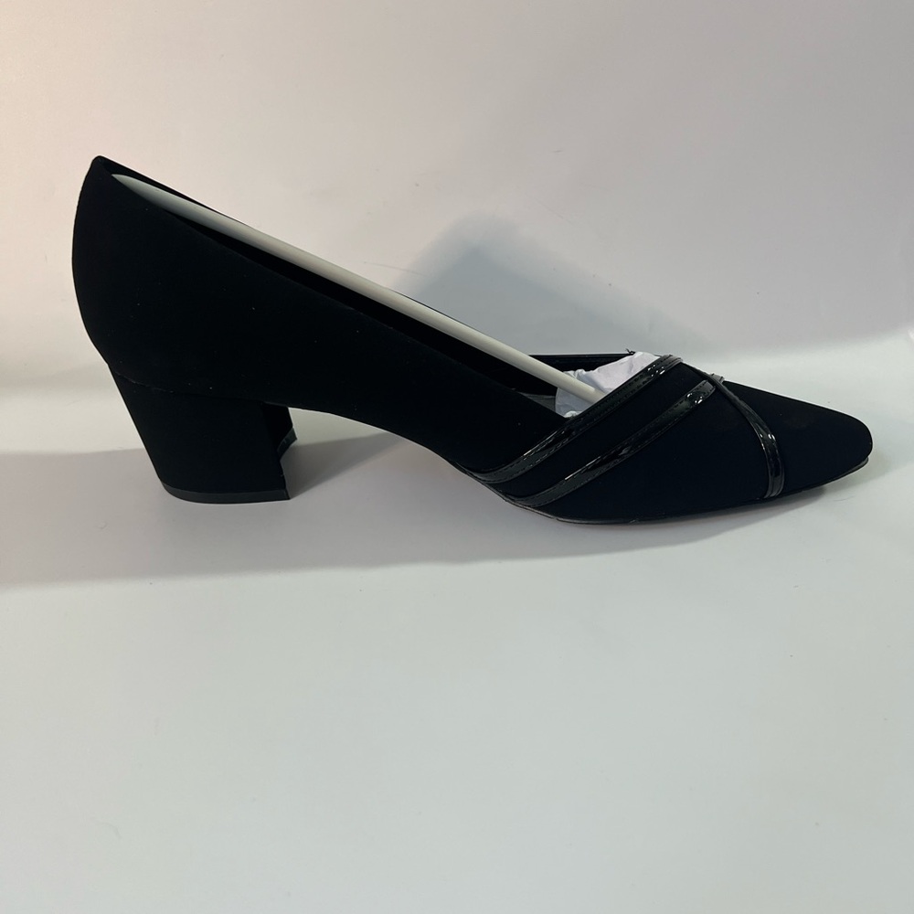 Easy Street Lamy/Patent Black Women's Shoes - 12 - Picture 5 of 10